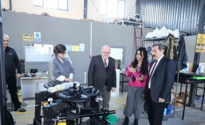 Türk mühendislerden çocuklar için mobil yürüme robotu