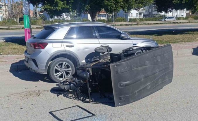Üç tekerlekli motorlu bisiklet Otomobille çarpıştı: 1 yaralı