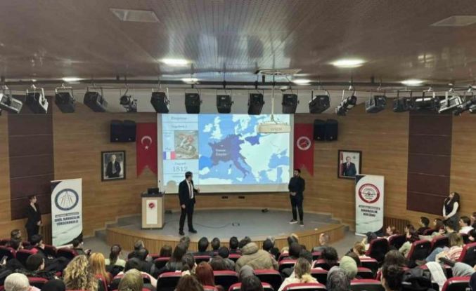 Üniversite öğrencileri liderlik sunumlarıyla yarıştı