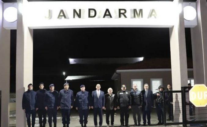 Vali Taşolar, görev başındaki ekiplerin yeni yılını kutladı