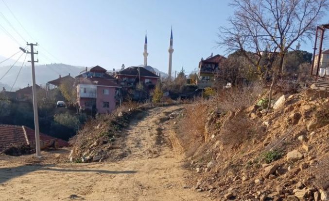 Valilik yaptı, belediye bozdu