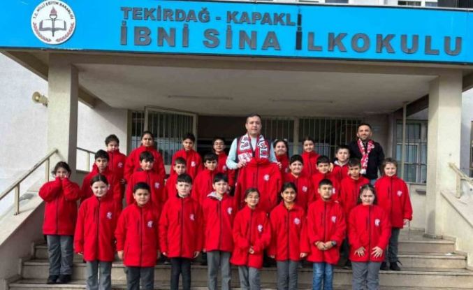 Antalyaspor’dan, Kapaklı’daki öğrencilere hediye