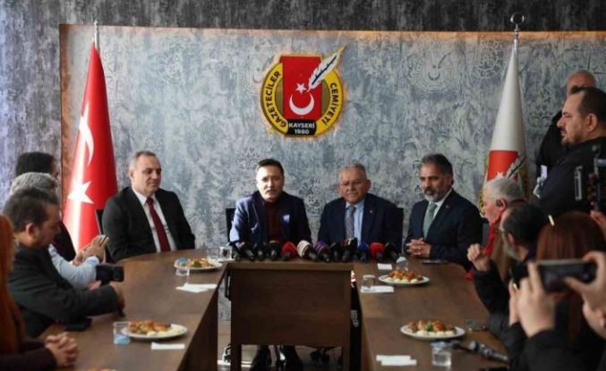 Basın mensuplarının 10 Ocak Çalışan Gazeteciler Günü’nü kutlayan Büyükkılıç: "İyi ki varsınız"