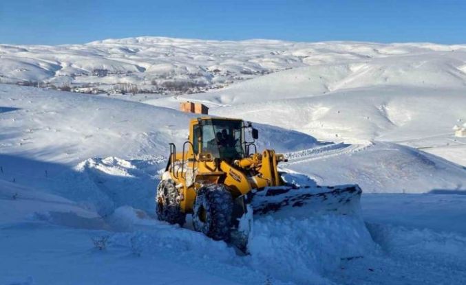 Bingöl’de  161 köy yolu ulaşıma kapandı