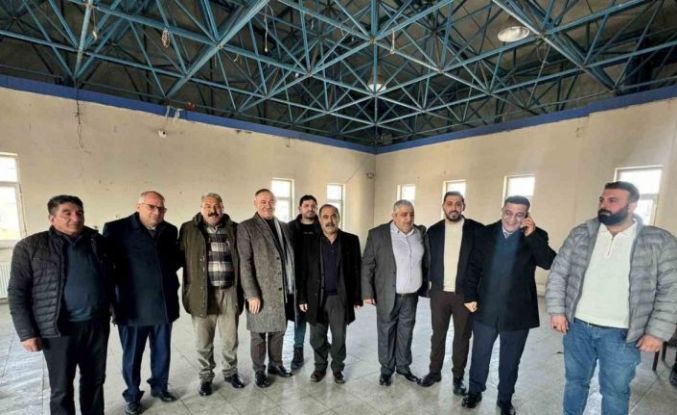 Burhan Taşdemir, Akyaka Esnaf ve Sanatkarlar Odası Başkanlığında güven tazeledi