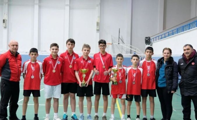 Erzincan’da Yıldızlar Badminton İl Birinciliği tamamlandı