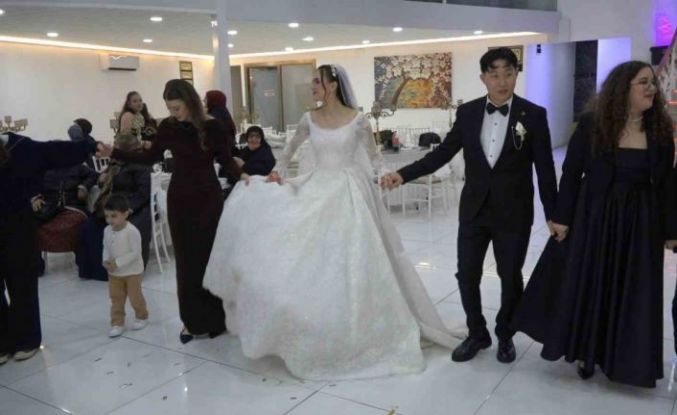 Güney Kore’den iş için geldiği Türkiye’ye damat oldu
