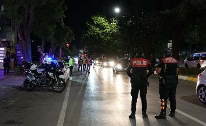 Isparta’da bir haftalık polis denetimlerinde 40 aranan şahıs yakalandı