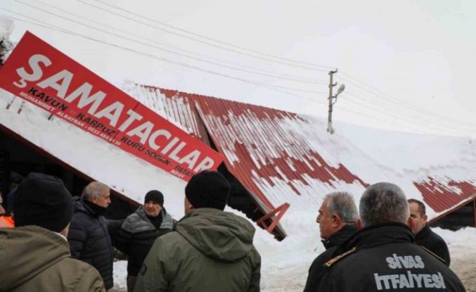 Kar kütleleri sundurmaları çökertti, Başkan Uzun sahada inceleme yaptı