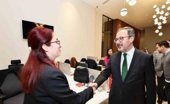 Kasapoğlu: "Gazeteciler sadece haber yapan değil, toplumun hafızasını tutan insanlardır"