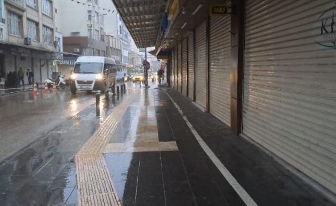 Kilis’te sağanak yağış etkili oluyor