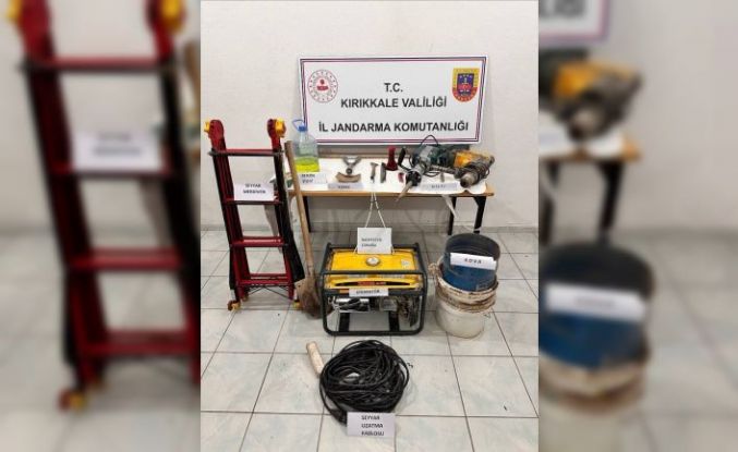 Kırıkkale’de kaçak kazı yapan 2 şahıs yakalandı