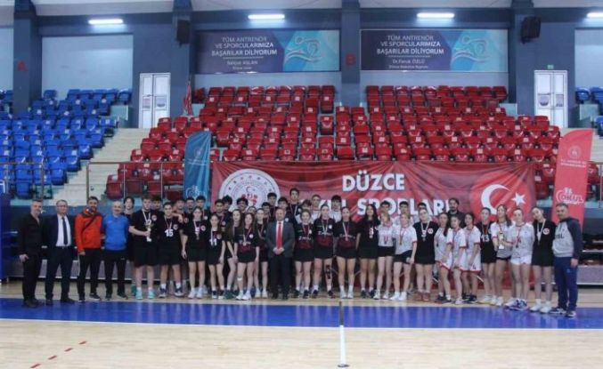 Okul sporları korfbol heyecanı sona erdi