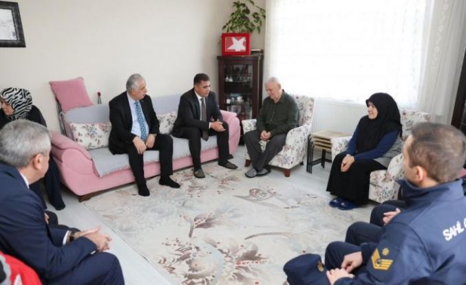 Şehit ailesine veda ziyareti