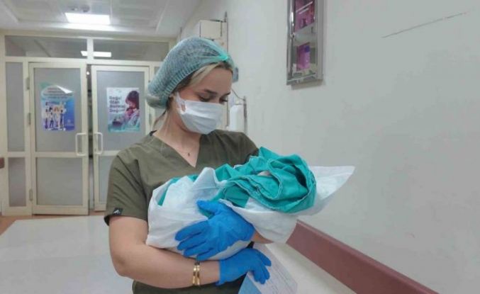 Siirt’te yılın son bebeği 2 kilo 600 gram olarak doğdu