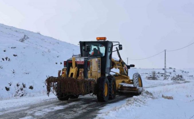 Sivas’ta 91 yerleşim yerinin yolu ulaşıma kapalı