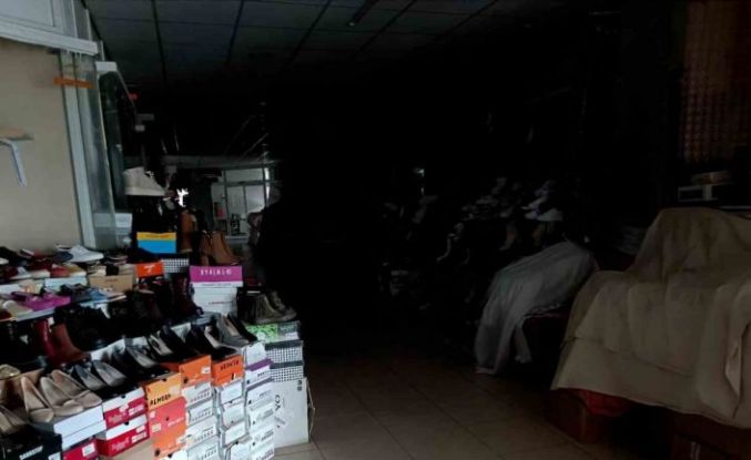 Tarihi Ahi Çarşısı karanlığa gömüldü