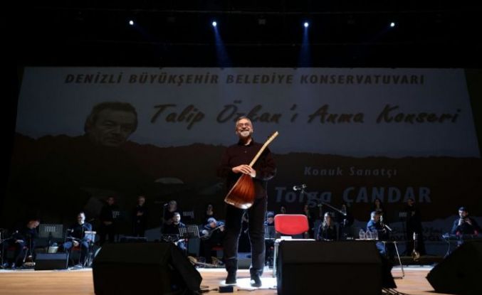 Usta sanatçı Talip Özkan, Denizli’de türkülerle anıldı