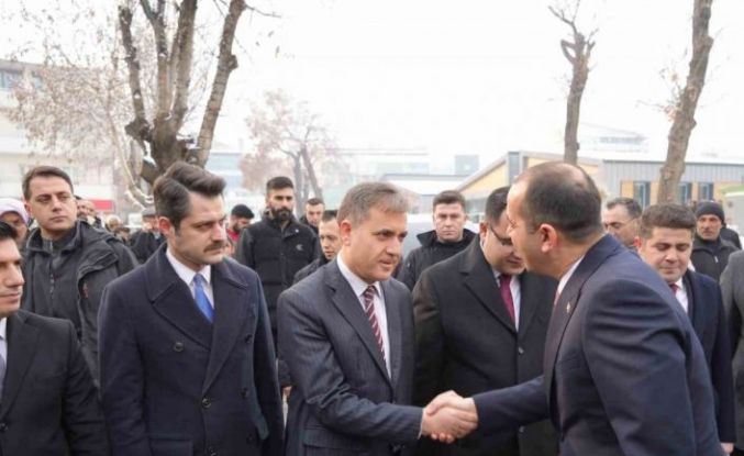 Vali Taşolar, görevine başladı