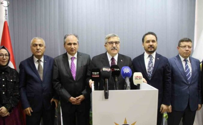 AK Parti Genel Başkan Yardımcısı Yayman Uşak’ta açıklamalarda bulundu