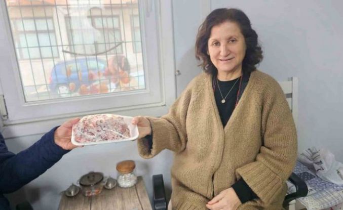 Bandırma’da Ramazan öncesi 40 aileye kıyma desteği