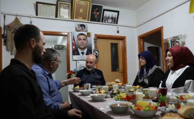 Başkan Çolakbayrakdar: "Aziz şehitlerimiz asla unutulmayacak, emanetleri başımızın tacıdır"