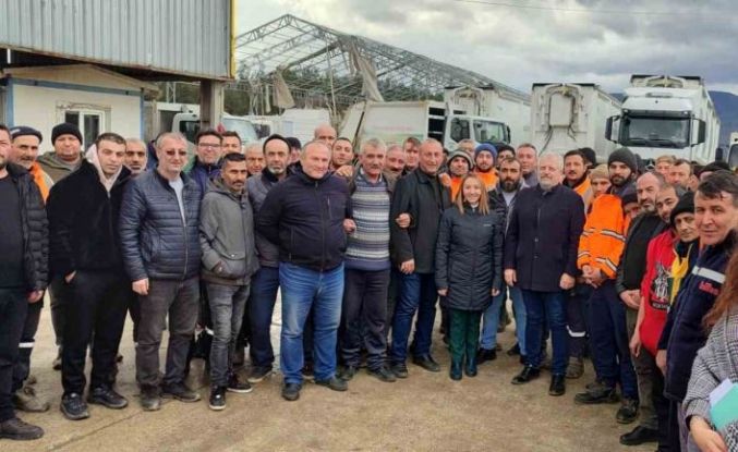 Başkan Tekin’den Biosun işçilerine ekstra zam