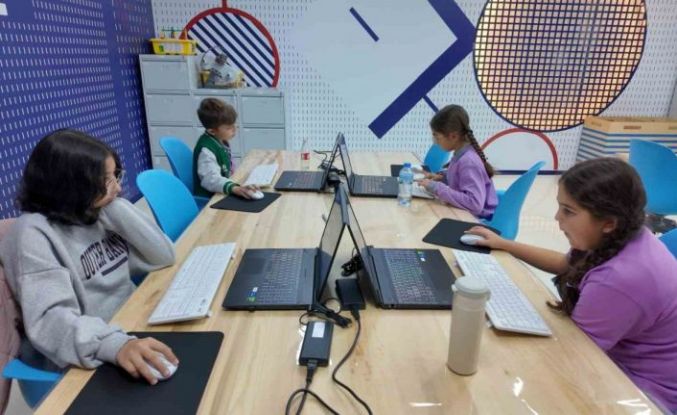 Bilim Demirci bölgenin eğitim üssü oldu