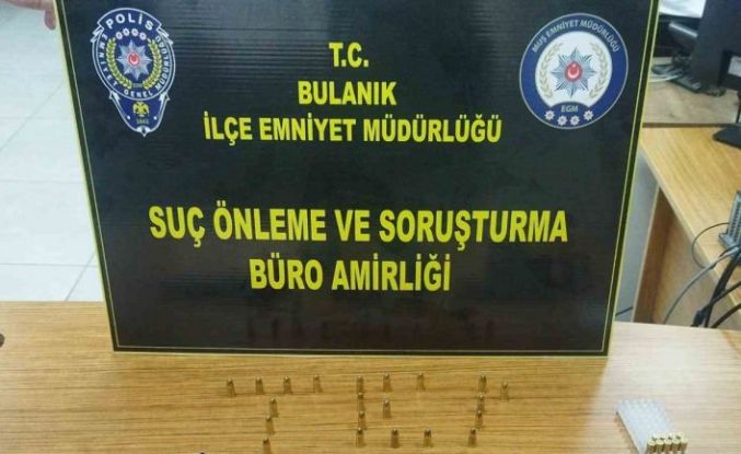 Bulanık’ta huzur uygulaması: Silah ve uyuşturucu madde ele geçirildi