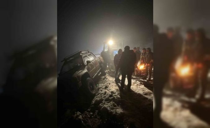 Burdur’da dağda mahsur kalan 4 kişi kurtarıldı