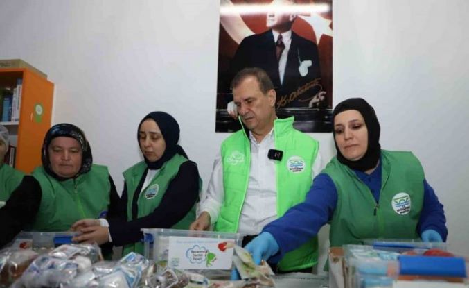 Büyükçekmece Belediyesi’nden öğrencilere beslenme desteği devam ediyor