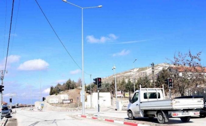 Büyükşehir Belediyesinden trafikte yaşanan sorunlara neşter