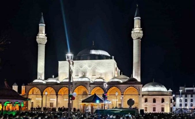 Denizli’de hatimle teravih ve sabah namazı kılınacak camiler belli oldu