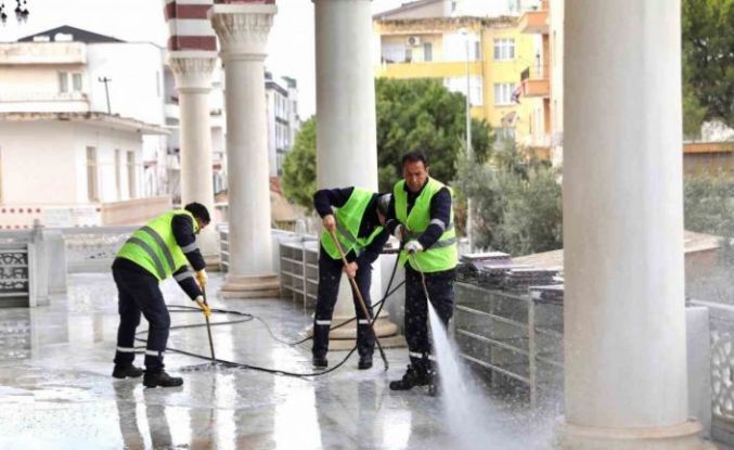 Didim’deki camilerde Ramazan ayı öncesi temizlik çalışmaları yoğunlaştırıldı