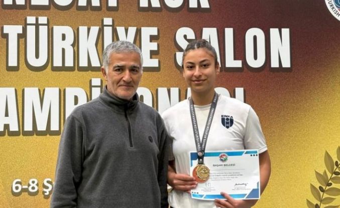 Elazığlı sporcu gülle atmada Türkiye şampiyonu oldu