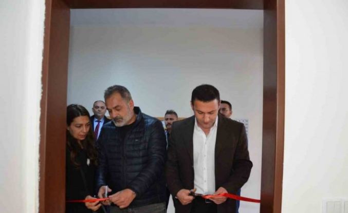 Emet’te şehidin adı okul kütüphanesinde yaşatılacak