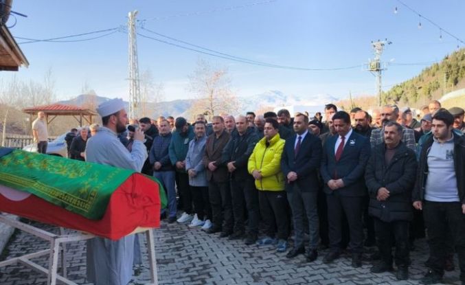 Eski milli kaleci Nurcan Çelik memleketinde son yolculuğuna uğurlandı