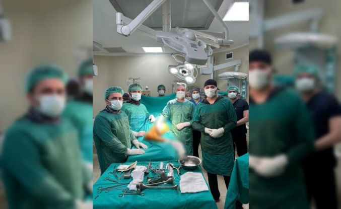 Kalça kemiği kırılan 91 yaşındaki hasta, yeniden ayağa kalktı