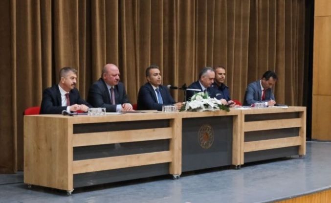 Karaman’da okullarda güvenli eğitim ortamı için tedbirler görüşüldü