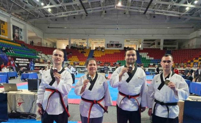 Karesi Taekwando Kulübü’nden büyük başarı