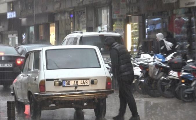 Kilis’te sağanak yağış etkili oldu