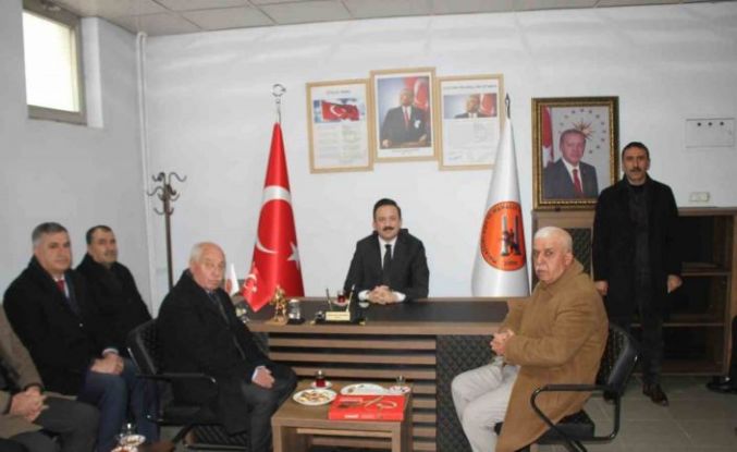 Malazgirt Kaymakamı Bayram’dan muhtarlara ziyaret