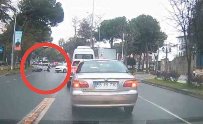Ordu’da otomobil ile çarpışan motosikletli yaralandı: Kaza anı araç kamerasına yansıdı