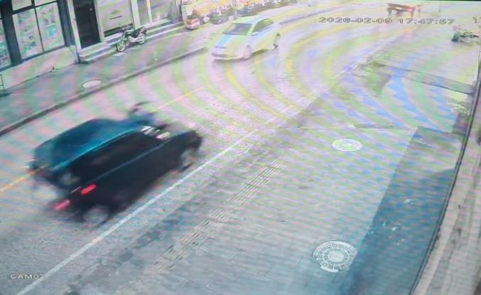 Ordu’da otomobilin çarptığı yaşlı adam hayatını kaybetti... Kaza anı kamerada