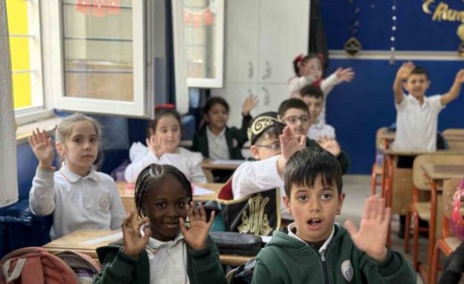 Restore edilen Kağıthane Yaşar Doğu İlkokulu hizmete açıldı