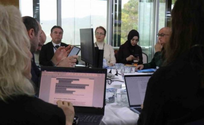 Sapanca Gölü’nün geleceği akademik çalıştayda masaya yatırıldı