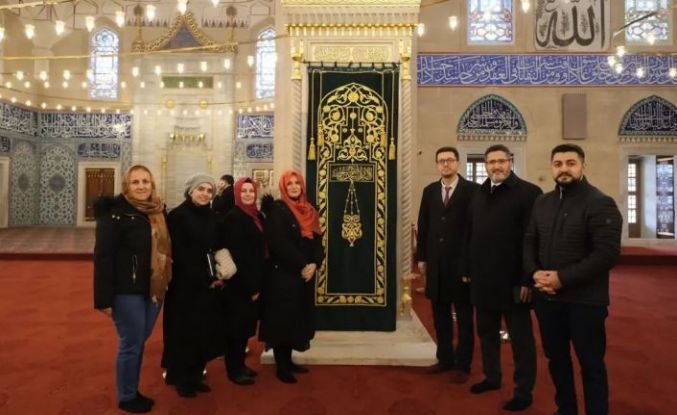 Selimiye Camii’nin minber örtüsü yenilendi