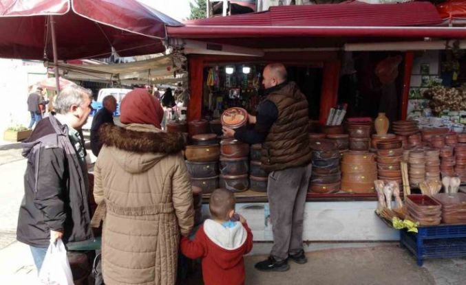 Trabzon’da Ramazan öncesi güveç tezgâhları eski günlerini arıyor