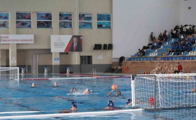 Türkiye su topu şampiyonası heyecanı elazığ’da başladı