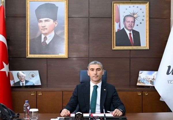 Uşak’ın yeni Valisi Serdar Kartal oldu